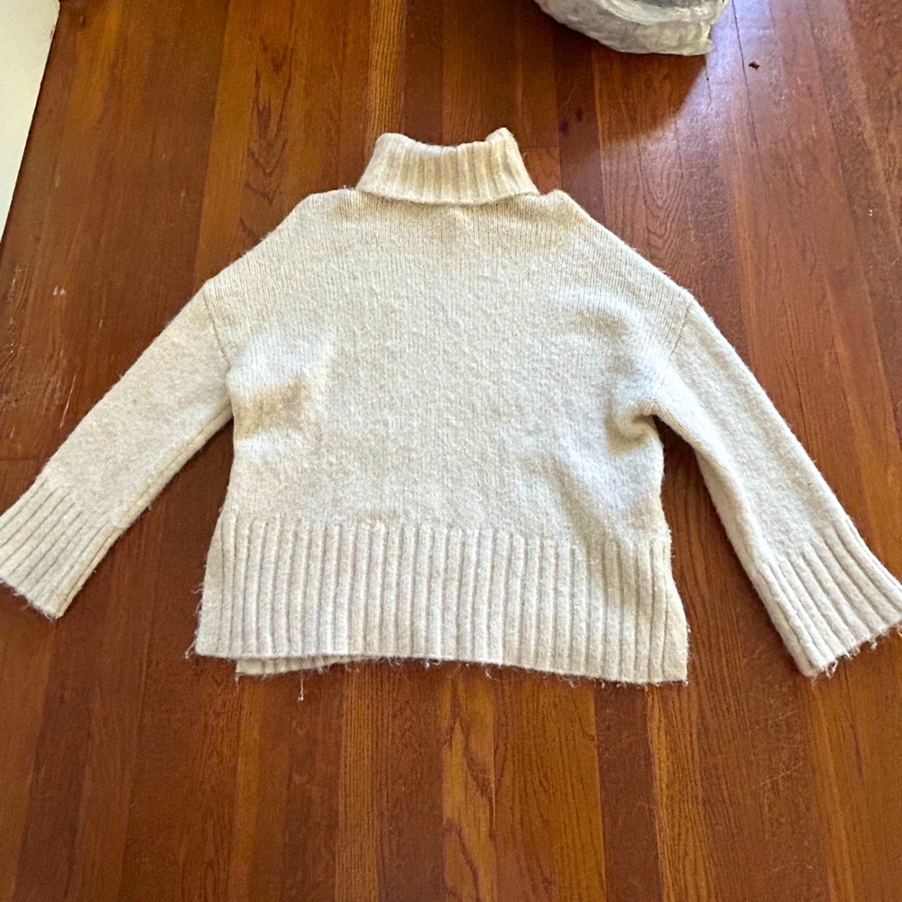 H&M cream turtleneck sweater
